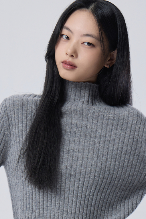 https://img.benettonmall.com/PARTS/KB/26F/BAKPE1661MG_MB_M2.jpg?cb=1788777022