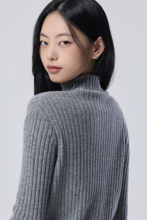 https://img.benettonmall.com/PARTS/KB/26F/BAKPE1661MG_MB_M3.jpg?cb=1788777022