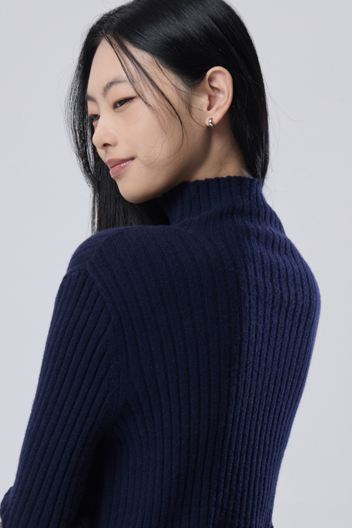 https://img.benettonmall.com/PARTS/KB/26F/BAKPE1661NY_MB_M3.jpg?cb=1788777022