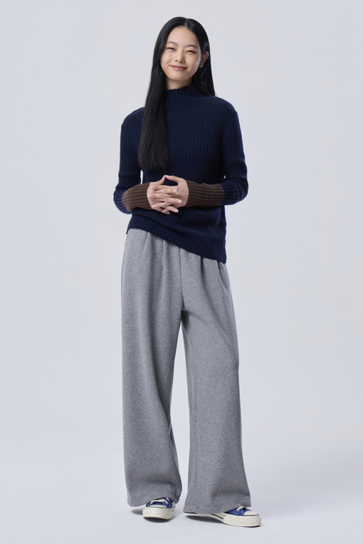 https://img.benettonmall.com/PARTS/KB/26F/BAKPE1661NY_MB_M5.jpg?cb=1788777022