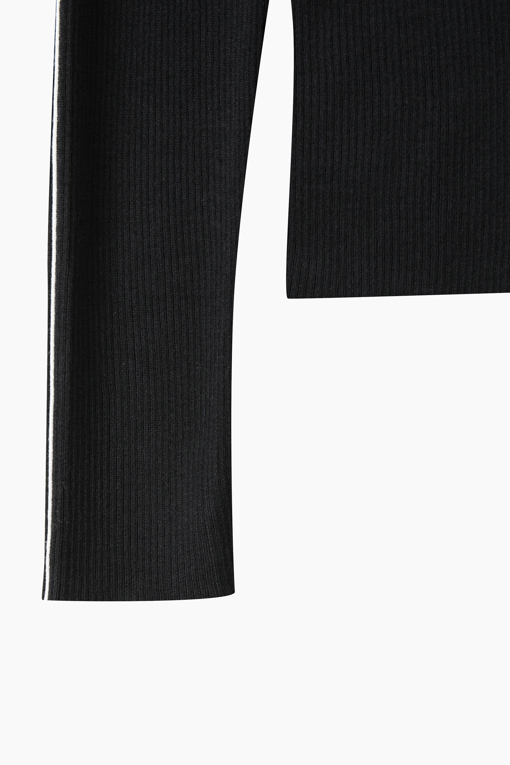 https://img.benettonmall.com/PARTS/KB/26F/BAKPE2661BK_MB_D3.jpg