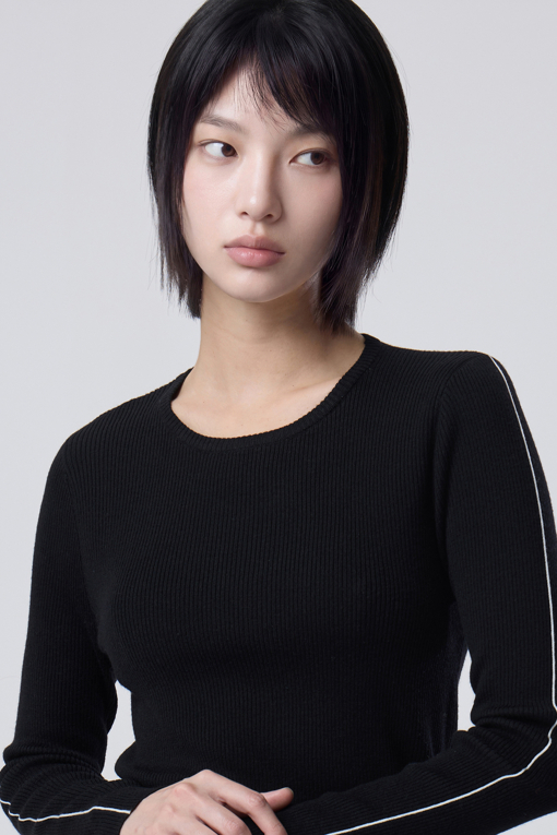 https://img.benettonmall.com/PARTS/KB/26F/BAKPE2661BK_MB_M2.jpg?cb=1788777022