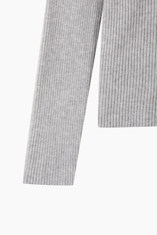 https://img.benettonmall.com/PARTS/KB/26F/BAKPE3661GR_MB_D3.jpg