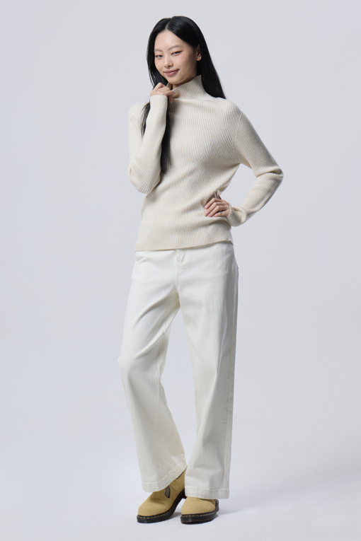 https://img.benettonmall.com/PARTS/KB/26F/BAKPE3661IV_MB_M5.jpg
