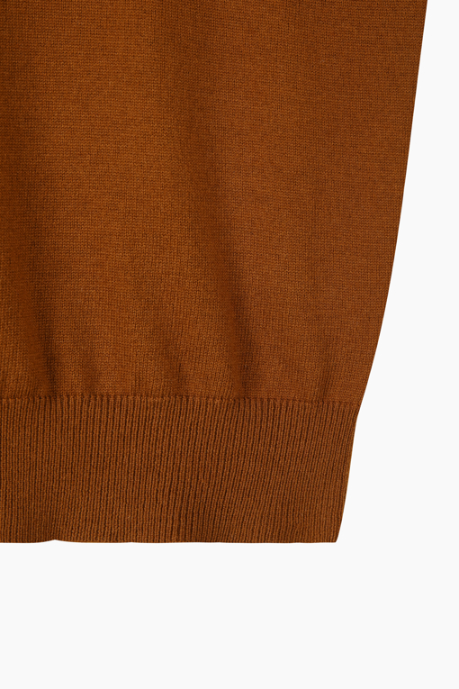 https://img.benettonmall.com/PARTS/KB/26F/BAKPF4661BR_MB_D4.jpg