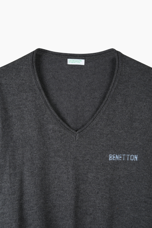 https://img.benettonmall.com/PARTS/KB/26F/BAKPF4661DG_MB_D2.jpg