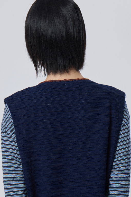 https://img.benettonmall.com/PARTS/KB/26F/BAKV31641DN_MB_M3.jpg?cb=1788777022
