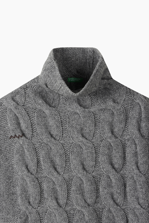 https://img.benettonmall.com/PARTS/KB/26F/BAKV71661GR_MB_D2.jpg