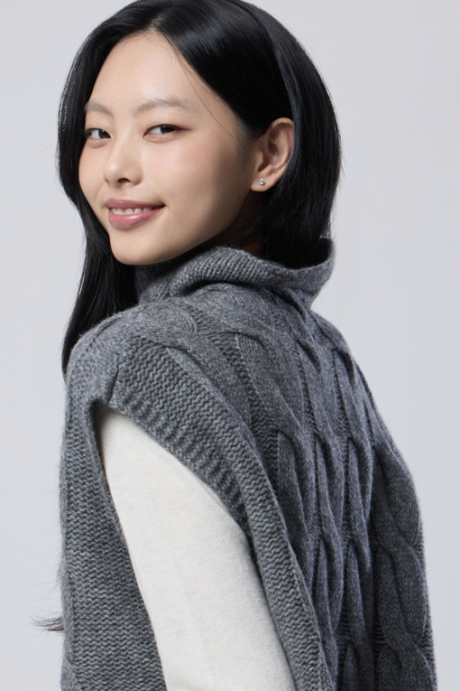 https://img.benettonmall.com/PARTS/KB/26F/BAKV71661GR_MB_M3.jpg