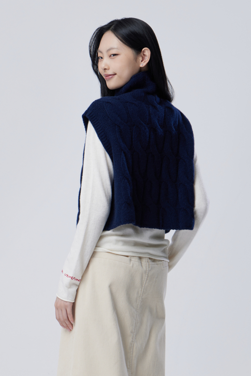 https://img.benettonmall.com/PARTS/KB/26F/BAKV71661NY_MB_M1.jpg