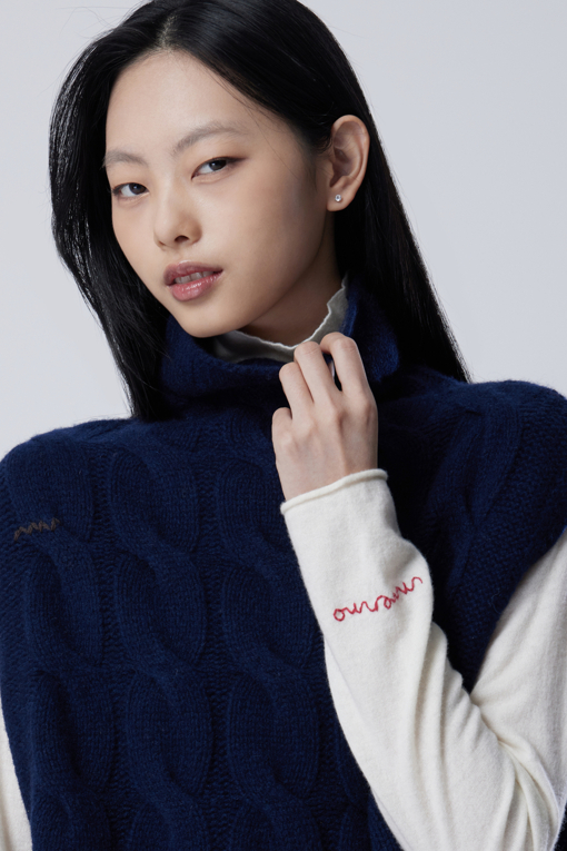 https://img.benettonmall.com/PARTS/KB/26F/BAKV71661NY_MB_M2.jpg