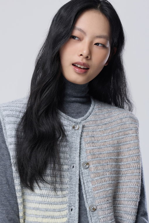 https://img.benettonmall.com/PARTS/KB/26F/BAKVE1661MG_MB_M2.jpg