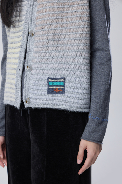 https://img.benettonmall.com/PARTS/KB/26F/BAKVE1661MG_MB_M4.jpg