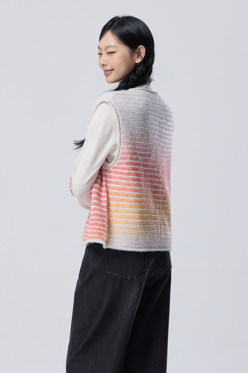 https://img.benettonmall.com/PARTS/KB/26F/BAKVE1661PK_MB_M1.jpg