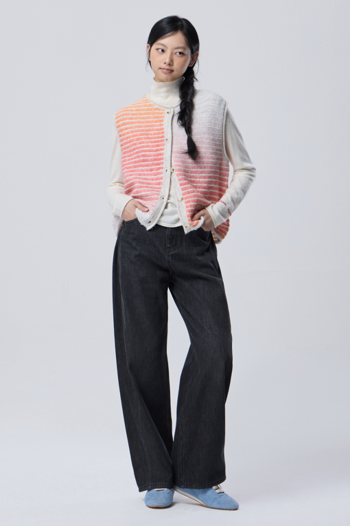 https://img.benettonmall.com/PARTS/KB/26F/BAKVE1661PK_MB_M5.jpg