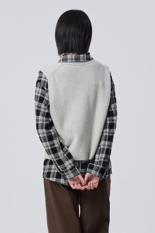 https://img.benettonmall.com/PARTS/KB/26F/BAKVF3661BE_MB_M1.jpg