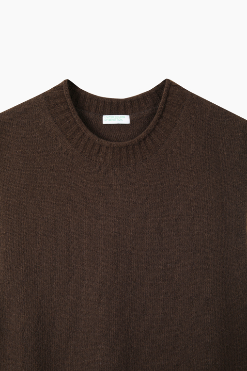 https://img.benettonmall.com/PARTS/KB/26F/BAKVF3661BR_MB_D2.jpg