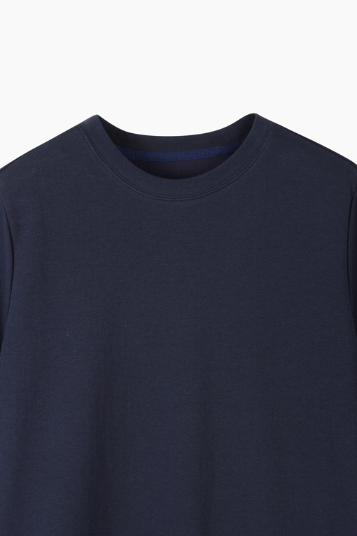https://img.benettonmall.com/PARTS/KB/26F/BAOP30641NY_MB_D12.jpg?cb=1788777022