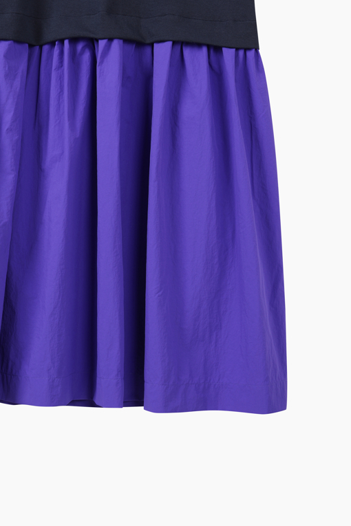 https://img.benettonmall.com/PARTS/KB/26F/BAOP30641NY_MB_D14.jpg?cb=1788777022