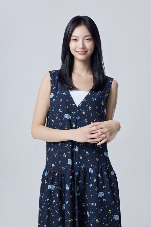 https://img.benettonmall.com/PARTS/KB/26F/BAOP31641NY_MB_D2.jpg?cb=1788777022