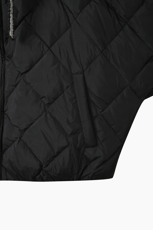 https://img.benettonmall.com/PARTS/KB/26F/BAPD51661BK_MB_D4.jpg