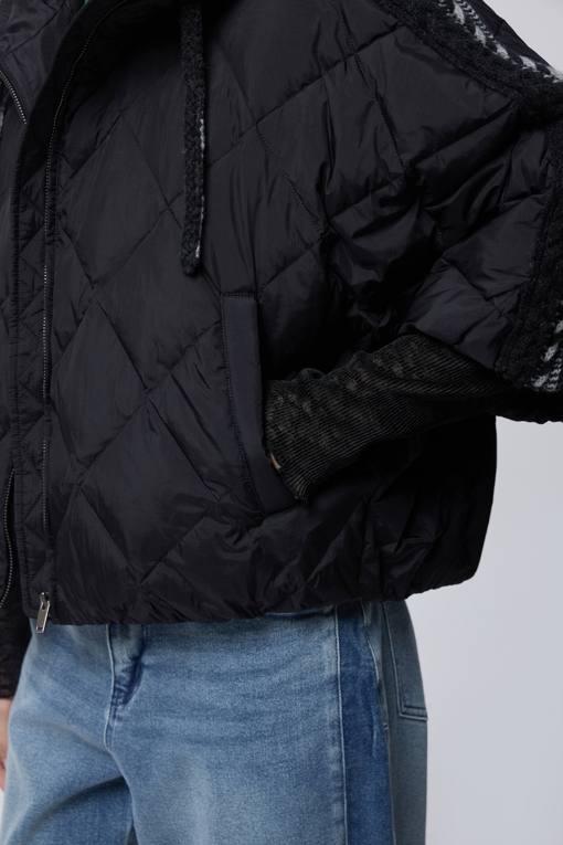 https://img.benettonmall.com/PARTS/KB/26F/BAPD51661BK_MB_M4.jpg