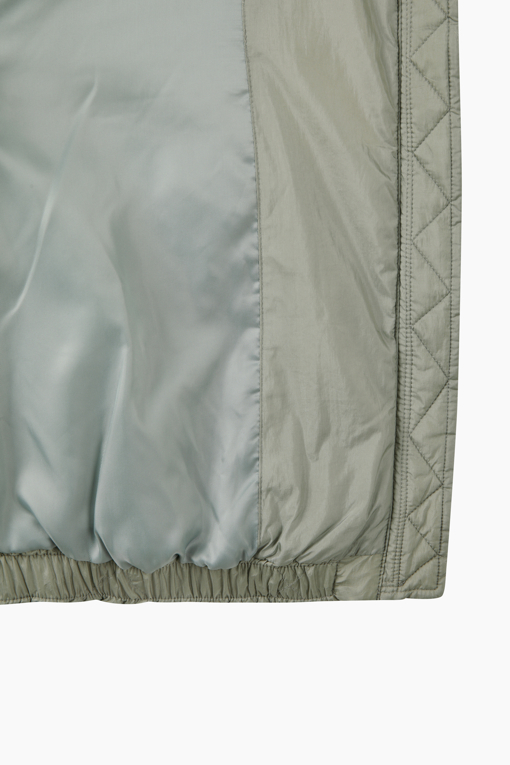https://img.benettonmall.com/PARTS/KB/26F/BAPD51661KA_MB_D5.jpg