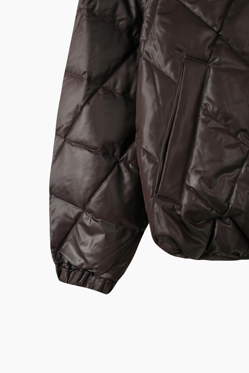 https://img.benettonmall.com/PARTS/KB/26F/BAPD52661WI_MB_D3.jpg