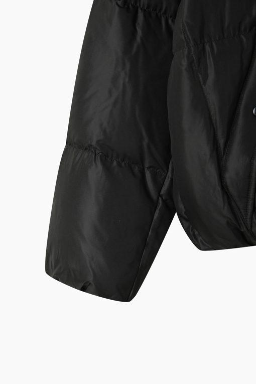 https://img.benettonmall.com/PARTS/KB/26F/BAPD70661BK_MB_D3.jpg?cb=1792514719