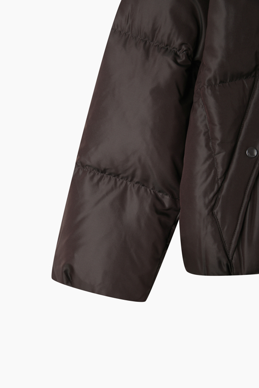 https://img.benettonmall.com/PARTS/KB/26F/BAPD70661CR_MB_D3.jpg