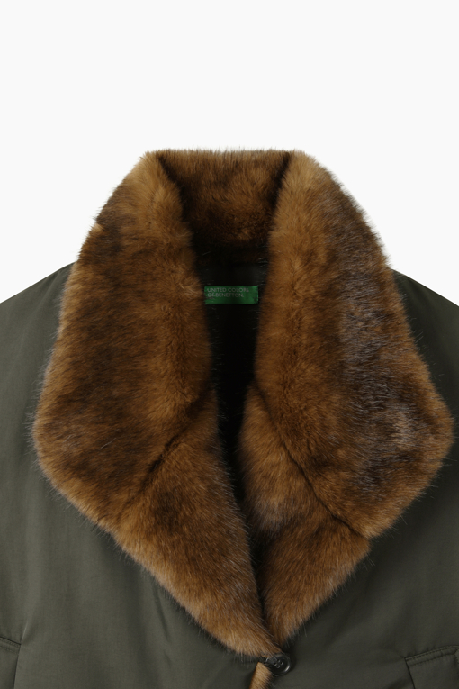 https://img.benettonmall.com/PARTS/KB/26F/BAPD72661DK_MB_D2.jpg