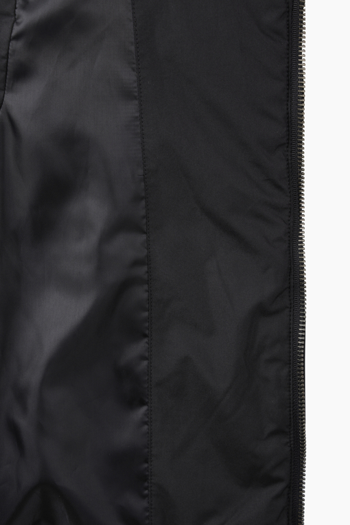 https://img.benettonmall.com/PARTS/KB/26F/BAPD73661BK_MB_D5.jpg