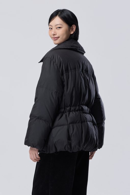 https://img.benettonmall.com/PARTS/KB/26F/BAPD74661BK_MB_M1.jpg