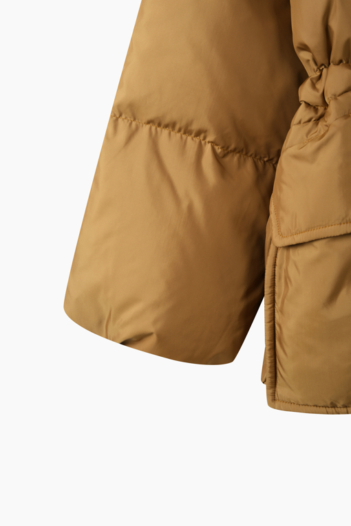 https://img.benettonmall.com/PARTS/KB/26F/BAPD74661CA_MB_D3.jpg