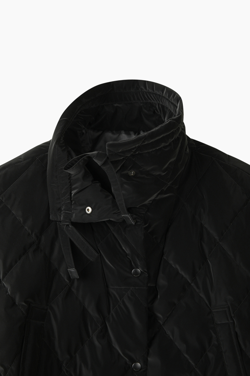 https://img.benettonmall.com/PARTS/KB/26F/BAPD75661BK_MB_D2.jpg