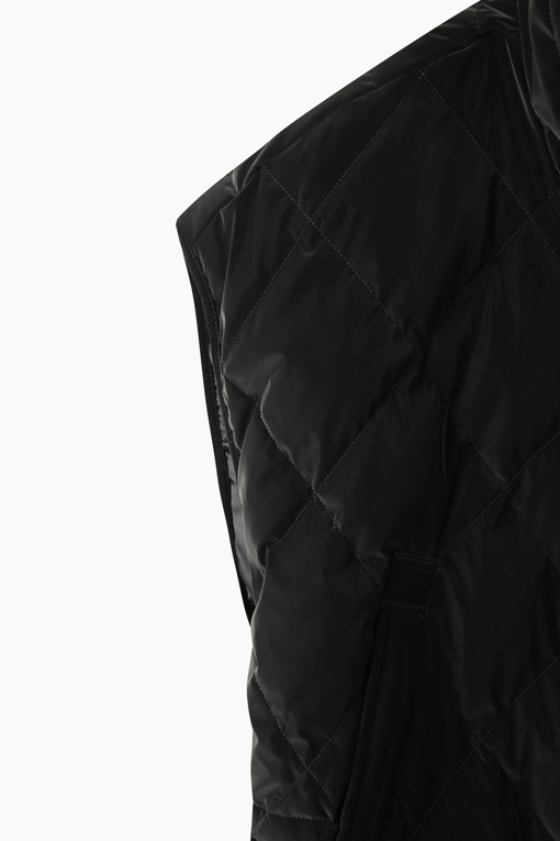 https://img.benettonmall.com/PARTS/KB/26F/BAPD75661BK_MB_D3.jpg