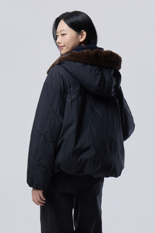 https://img.benettonmall.com/PARTS/KB/26F/BAPDE1661BK_MB_M1.jpg