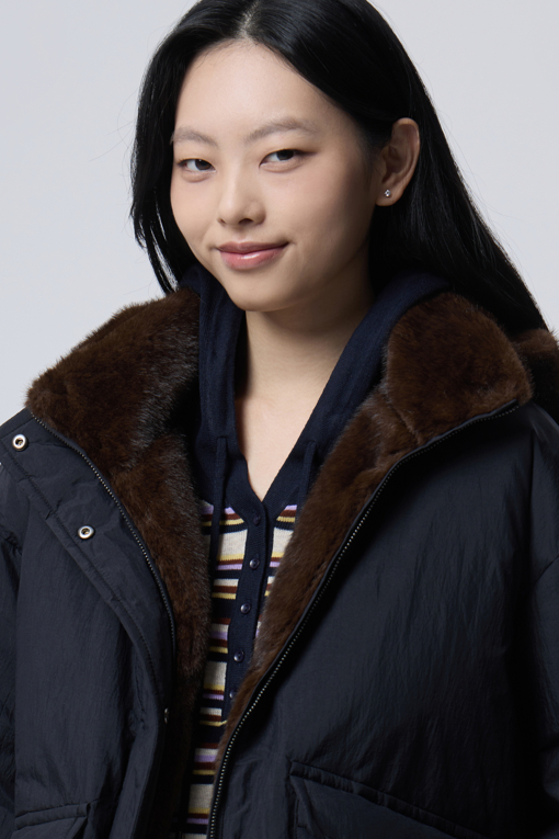 https://img.benettonmall.com/PARTS/KB/26F/BAPDE1661BK_MB_M2.jpg