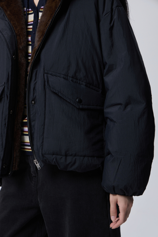 https://img.benettonmall.com/PARTS/KB/26F/BAPDE1661BK_MB_M4.jpg