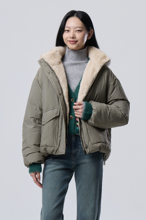 https://img.benettonmall.com/PARTS/KB/26F/BAPDE1661KA_MB_M0.jpg