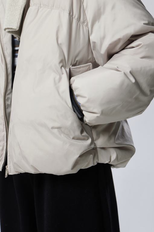 https://img.benettonmall.com/PARTS/KB/26F/BAPDE2661BE_MB_M4.jpg
