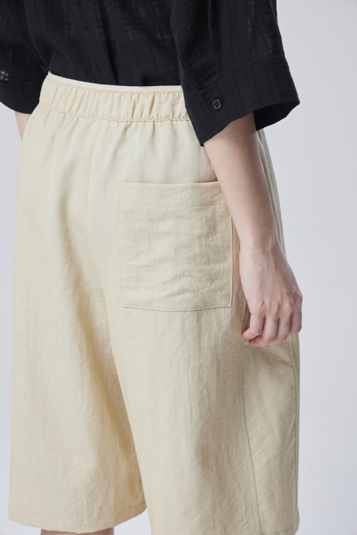 https://img.benettonmall.com/PARTS/KB/26F/BAPT01641BE_MB_D4.jpg?cb=1788777022