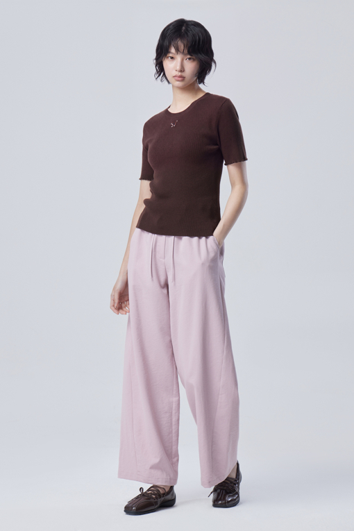 https://img.benettonmall.com/PARTS/KB/26F/BAPT02641PK_MB_D5.jpg?cb=1788777022