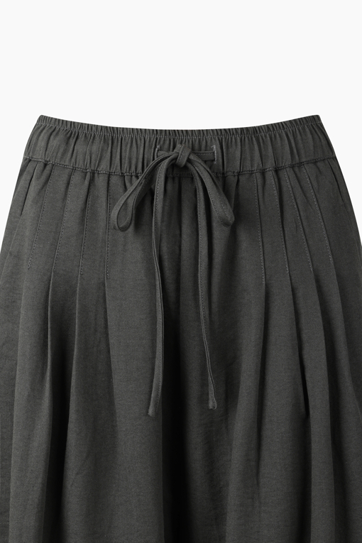 https://img.benettonmall.com/PARTS/KB/26F/BAPT04641GR_MB_D12.jpg?cb=1788777022