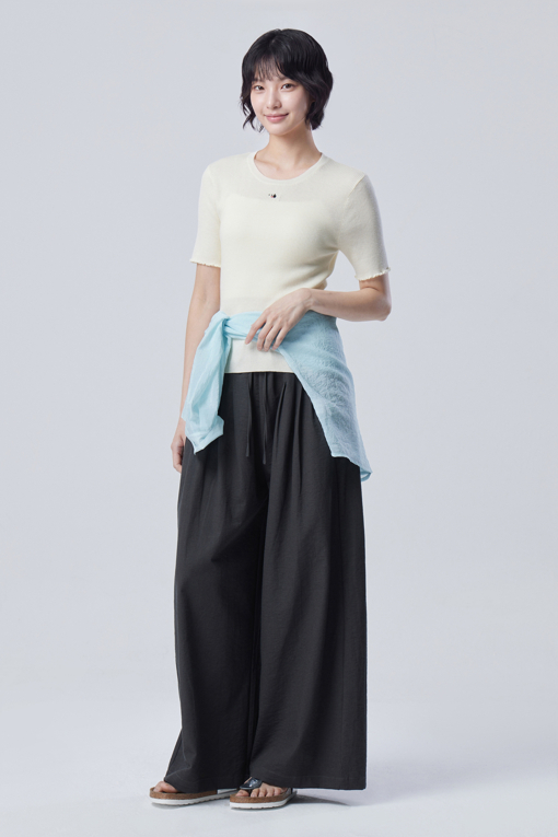 https://img.benettonmall.com/PARTS/KB/26F/BAPT04641GR_MB_D5.jpg?cb=1788777022