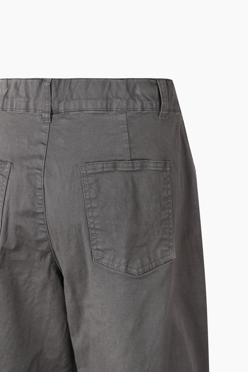 https://img.benettonmall.com/PARTS/KB/26F/BAPT05641GR_MB_D4.jpg