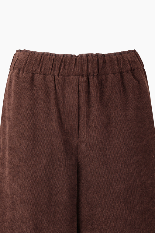 https://img.benettonmall.com/PARTS/KB/26F/BAPT06641BR_MB_D12.jpg
