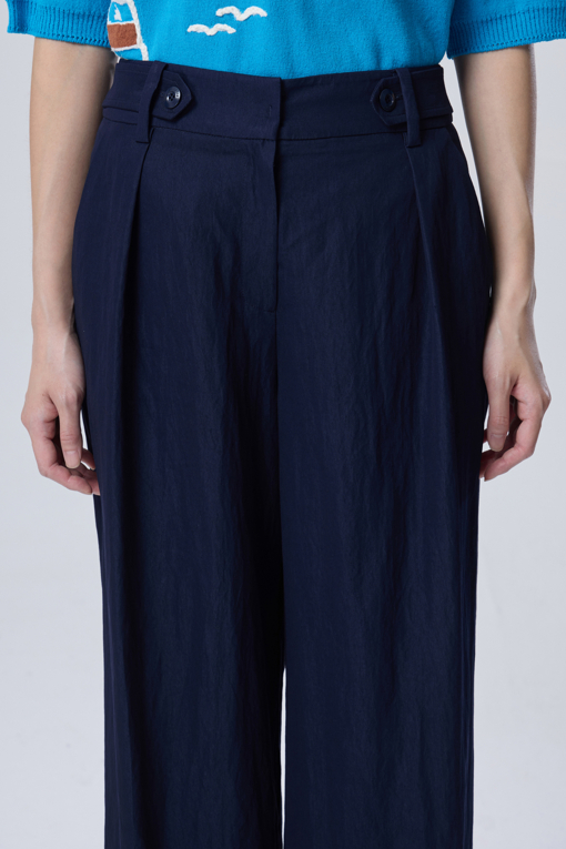 https://img.benettonmall.com/PARTS/KB/26F/BAPT07641DN_MB_D2.jpg?cb=1788777022