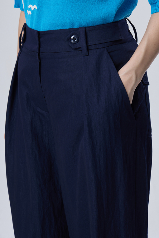 https://img.benettonmall.com/PARTS/KB/26F/BAPT07641DN_MB_D3.jpg?cb=1788777022
