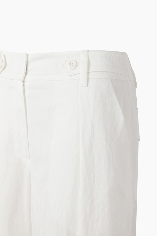 https://img.benettonmall.com/PARTS/KB/26F/BAPT07641WH_MB_D13.jpg?cb=1788777022